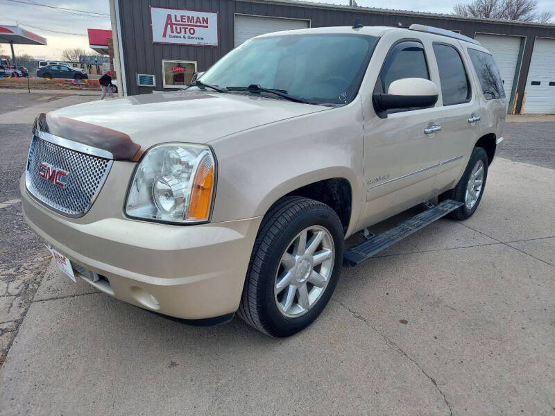 2013 GMC Yukon for sale at ALEMAN AUTO INC in Norfolk NE