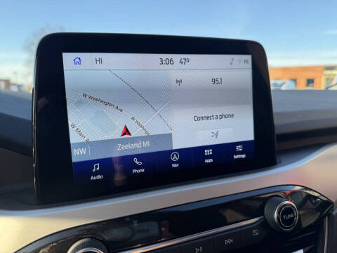 2022 Ford Escape Hybrid SEL