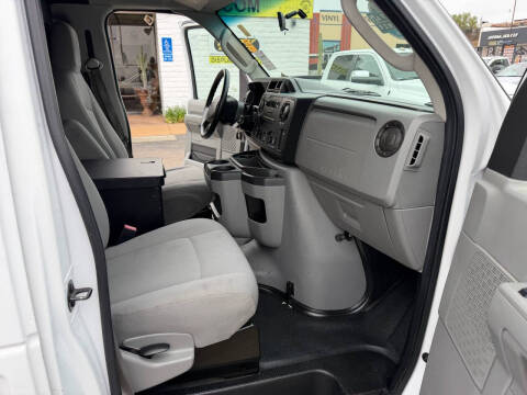 2013 Ford E-Series E-150