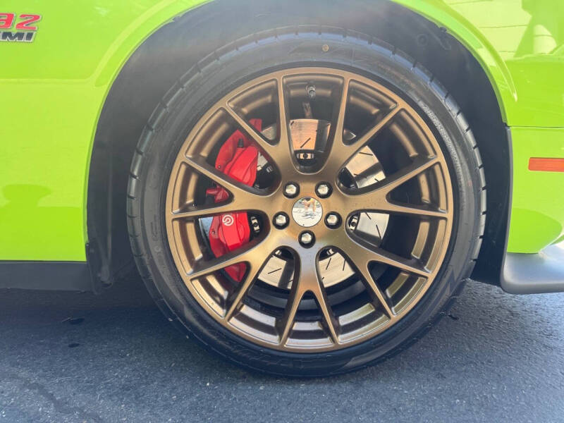 2015 Dodge Challenger SRT 392