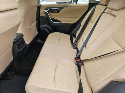 2025 Toyota RAV4 Hybrid LE