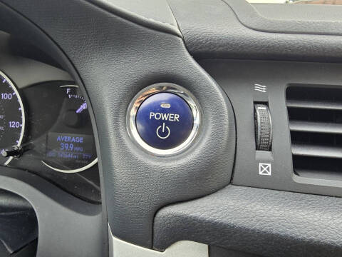 2012 Lexus CT 200h