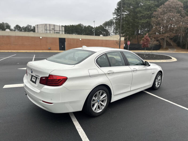 2016 BMW 5 Series 528i