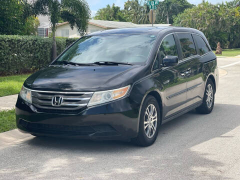 2013 Honda Odyssey for sale at L G AUTO SALES in Boynton Beach FL