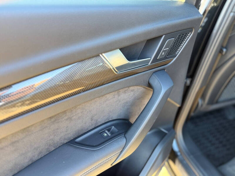 2019 Audi SQ5 3.0T quattro Prestige