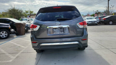 2016 Nissan Pathfinder SV