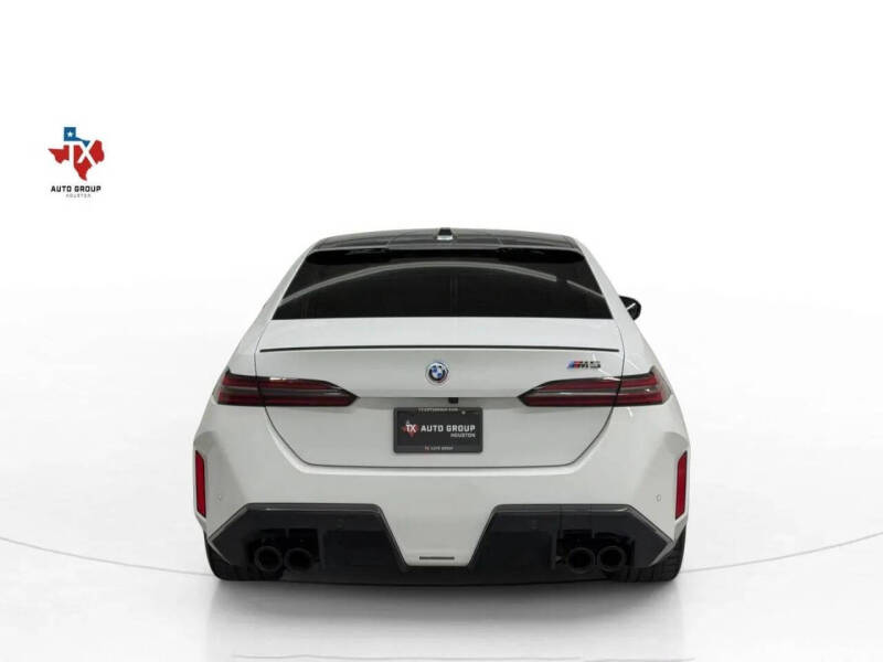 2026 BMW M5