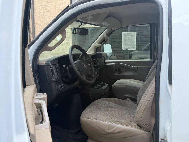 2018 Chevrolet Express 2500
