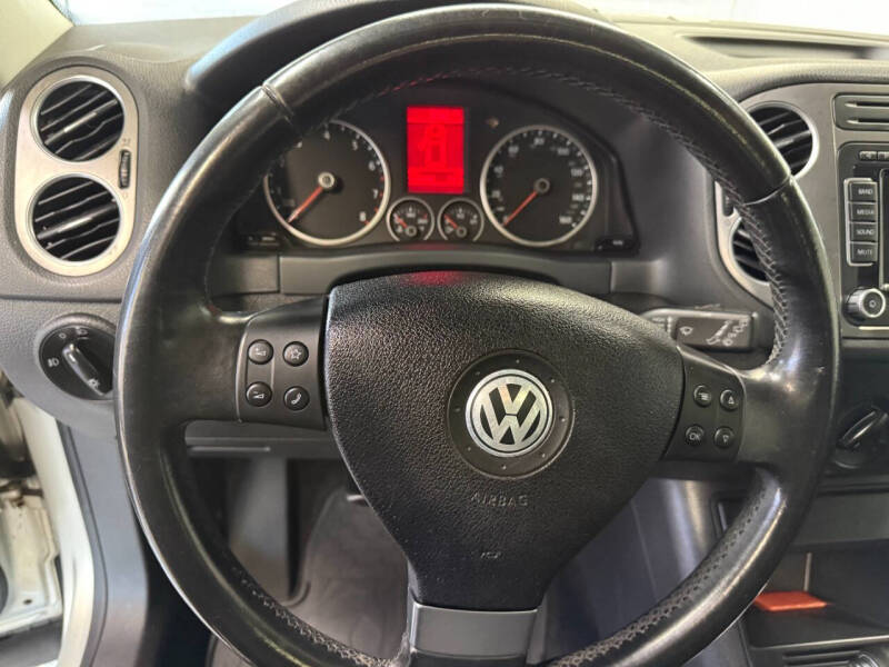 2009 Volkswagen Tiguan SE