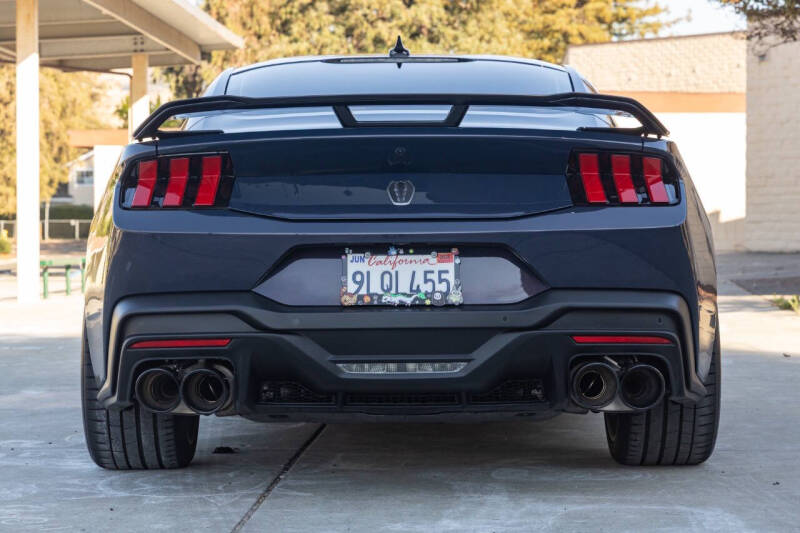 2024 Ford Mustang Dark Horse