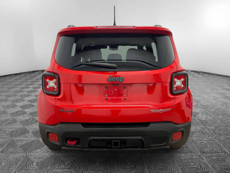 2016 Jeep Renegade Trailhawk