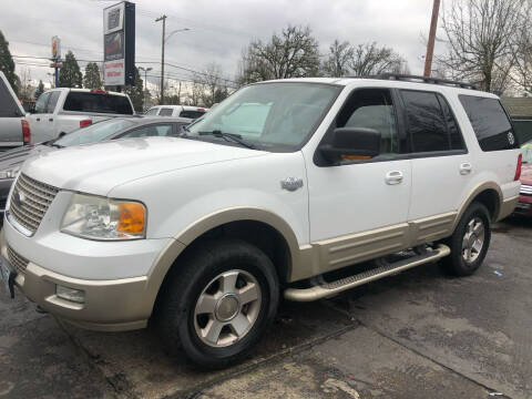 2006 Ford Expedition for sale at Blue Line Auto Group in Portland OR
