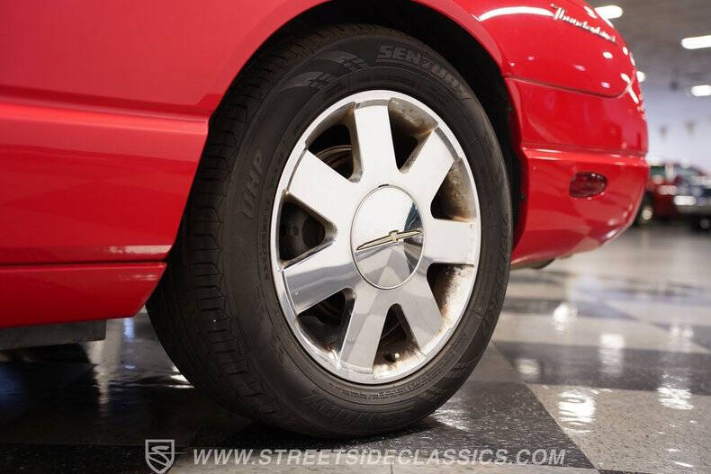 2003 Ford Thunderbird