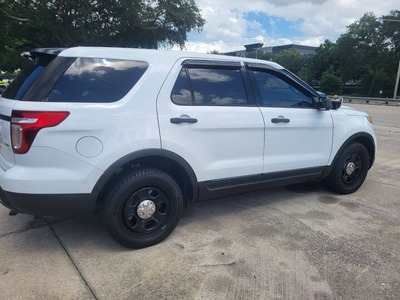 2015 Ford Explorer for sale at FAMILY AUTO BROKERS in Longwood, FL