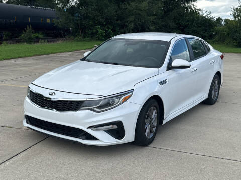 2020 Kia Optima for sale at Mr. Auto in Hamilton OH