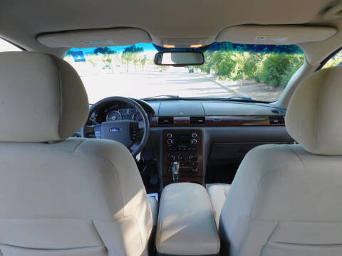 2008 Ford Taurus SEL