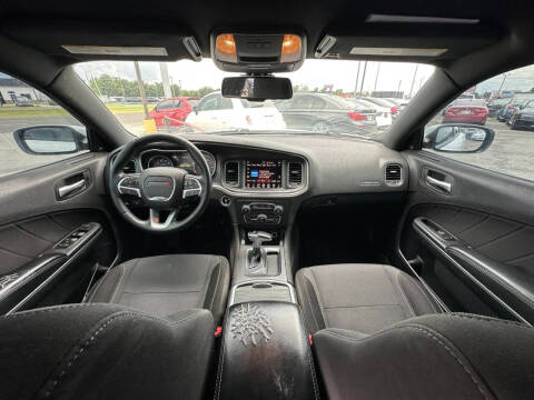 2016 Dodge Charger SXT