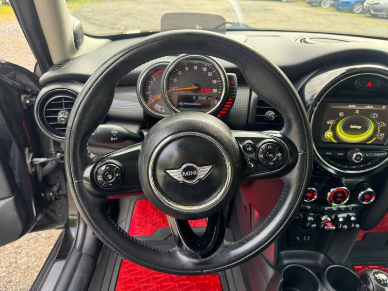 2016 MINI Hardtop 4 Door Cooper