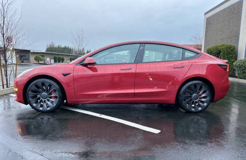2023 Tesla Model 3 Performance
