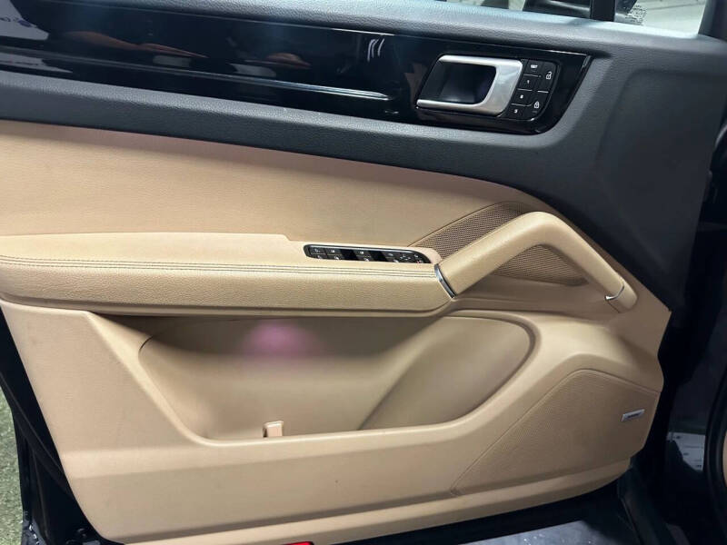 2022 Porsche Cayenne