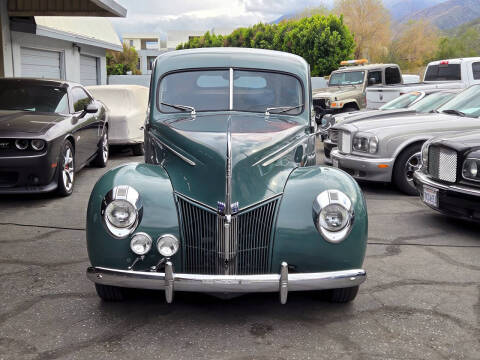1940 Ford 2 door sedan