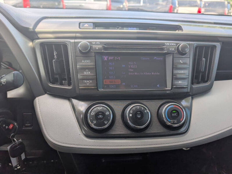 2013 Toyota RAV4 LE
