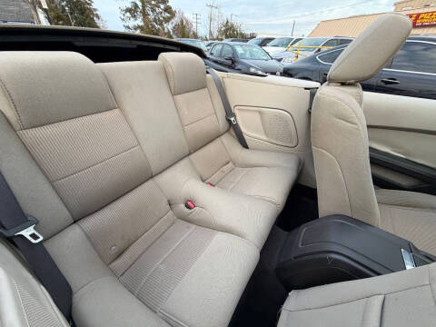 2010 Ford Mustang V6