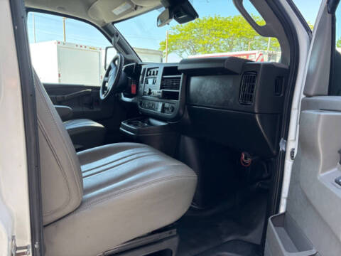 2019 GMC Savana Reefer Box Van