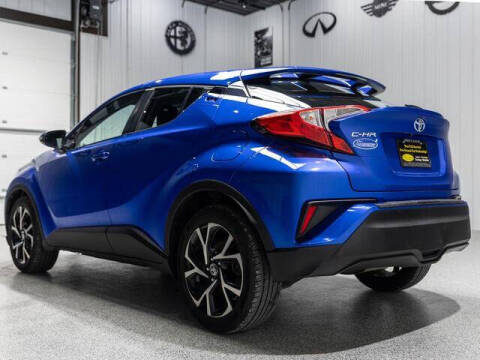 2022 Toyota C-HR XLE