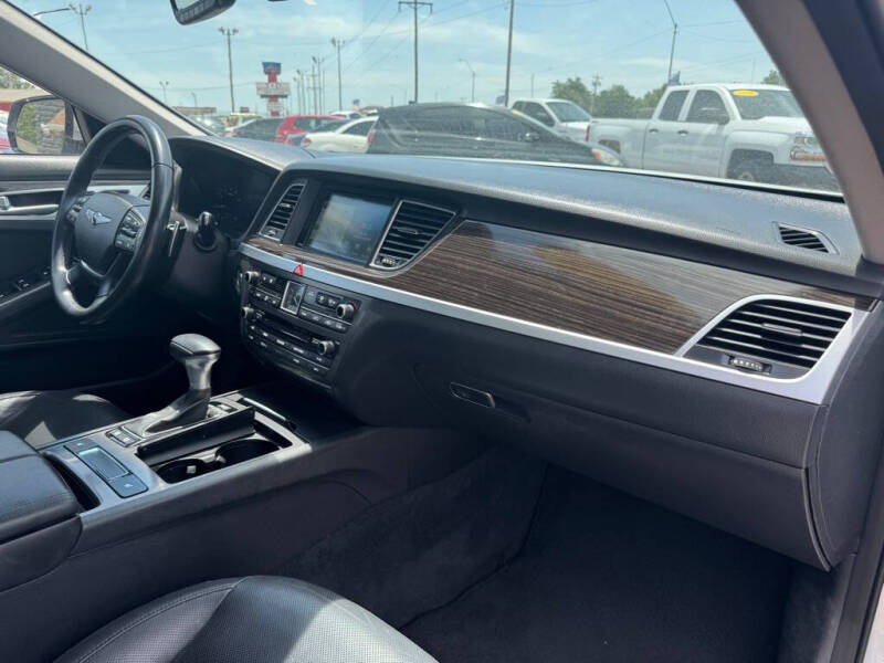 2018 Genesis G80