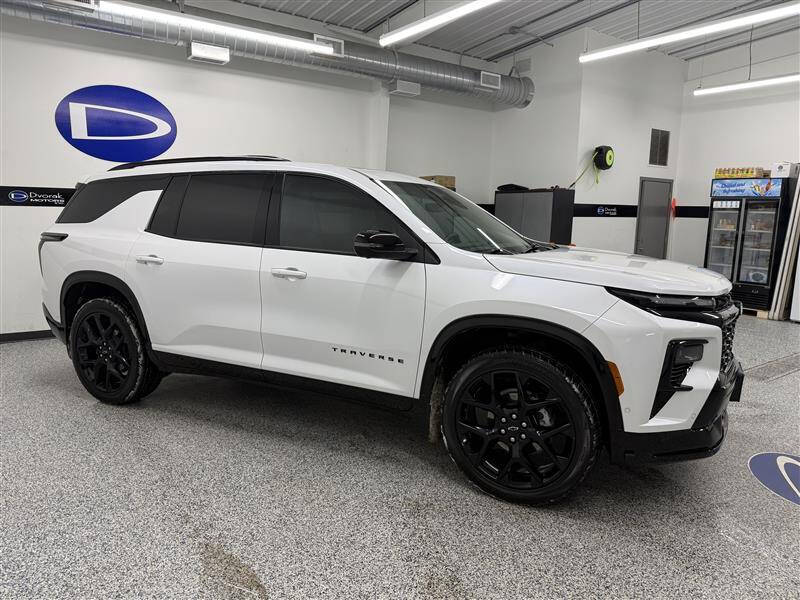 2025 Chevrolet Traverse RS