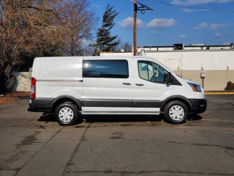 2024 Ford Transit 250