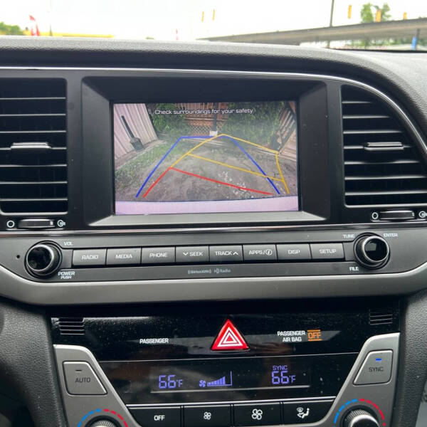 2018 Hyundai Elantra