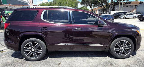 2017 GMC Acadia Denali