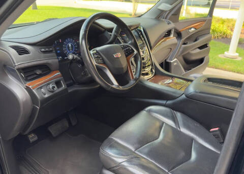 2019 Cadillac Escalade ESV Luxury