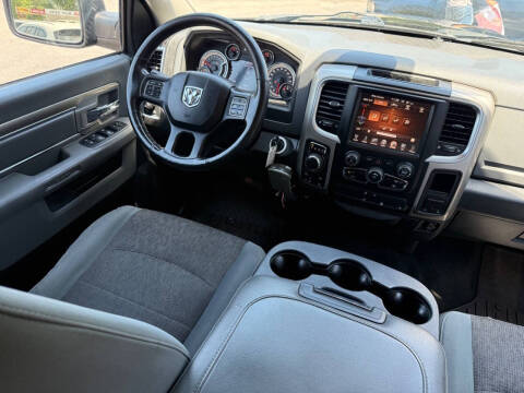 2012 RAM 1500 ST