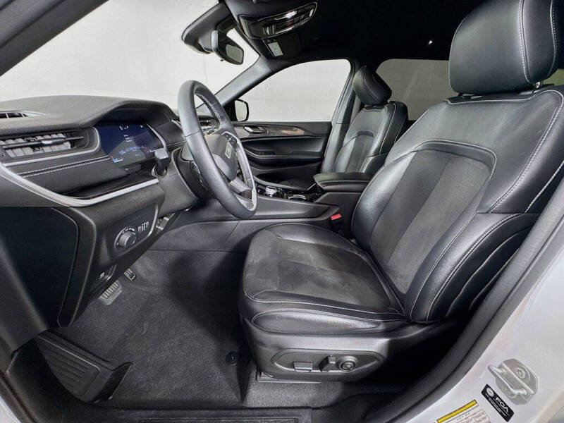 2022 Jeep Grand Cherokee L Altitude