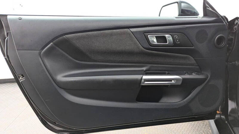 2024 Ford Mustang EcoBoost