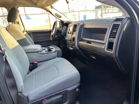 2019 RAM 1500 Classic Express