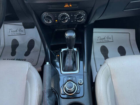 2015 Mazda MAZDA3 i Touring