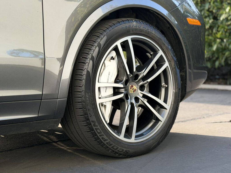 2019 Porsche Cayenne Turbo