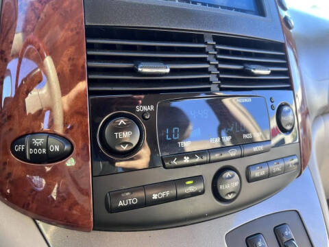 2005 Toyota Sienna XLE Limited 7 Passenger