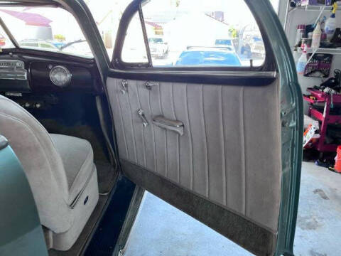 1948 Pontiac Streamliner