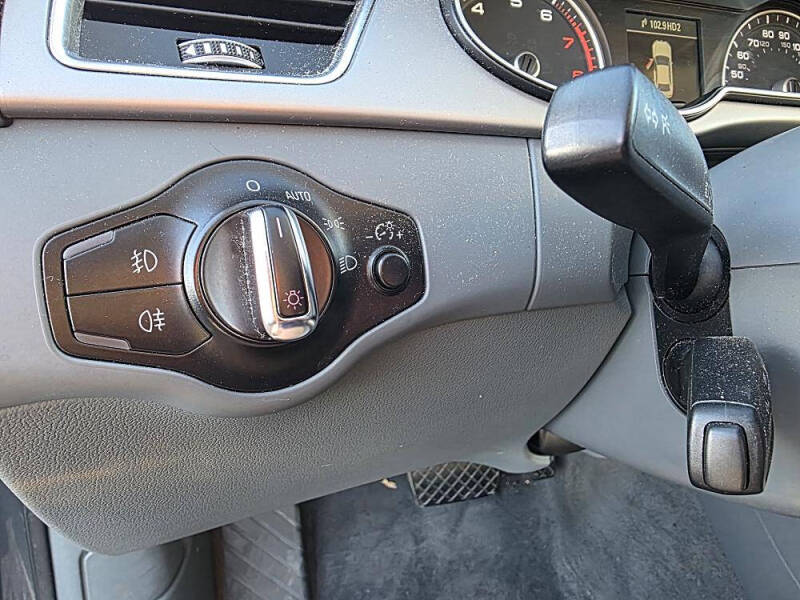 2014 Audi A4 2.0T quattro Premium Plus