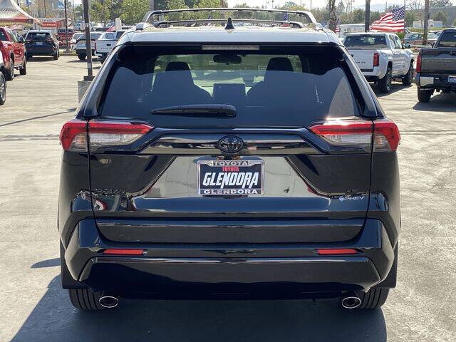 2025 Toyota RAV4 Plug-in Hybrid SE