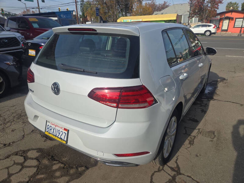 2020 Volkswagen Golf TSI