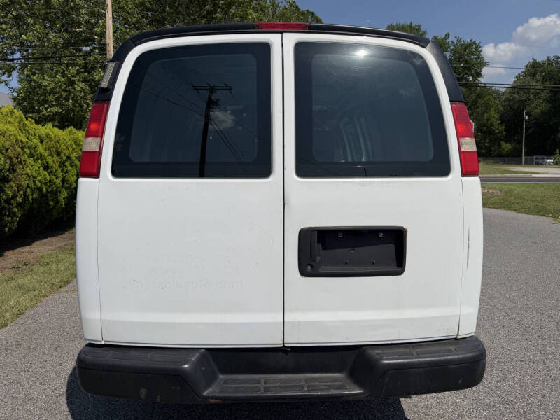 2011 Chevrolet Express 2500