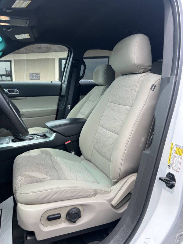2014 Ford Explorer
