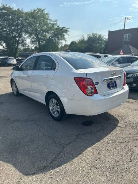 2015 Chevrolet Sonic LT Auto