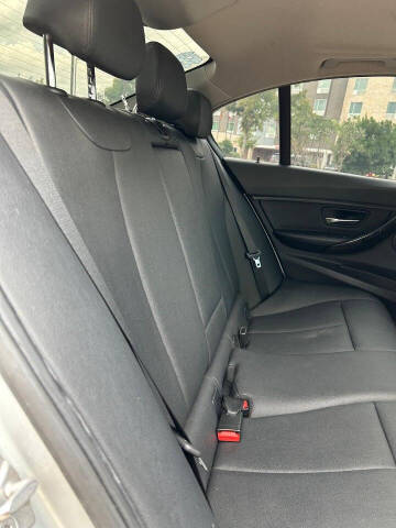 2015 BMW 3 Series 328i